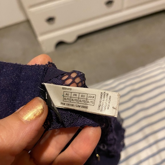 Purple Lace bralette - Picture 2 of 2